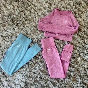 Just the blue leggings are for sale.